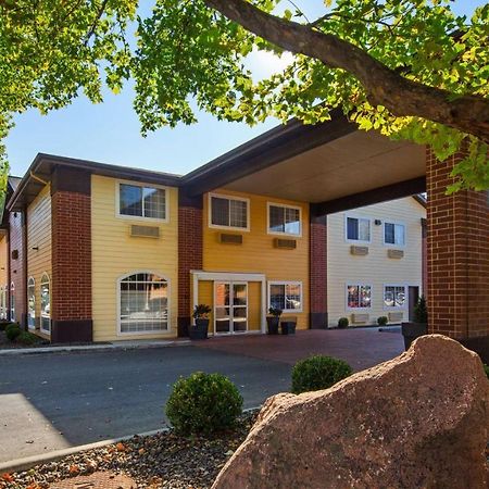 Best Western Plus Meridian Exterior photo